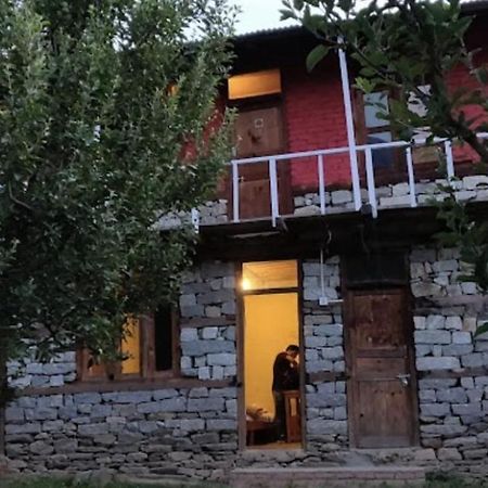 Holy Cow Cafe & Beds Hotel Kalgha Exterior foto