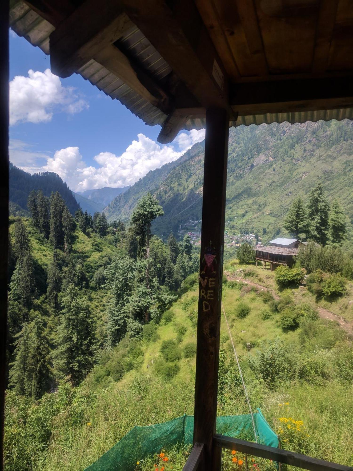 Holy Cow Cafe & Beds Hotel Kalgha Exterior foto
